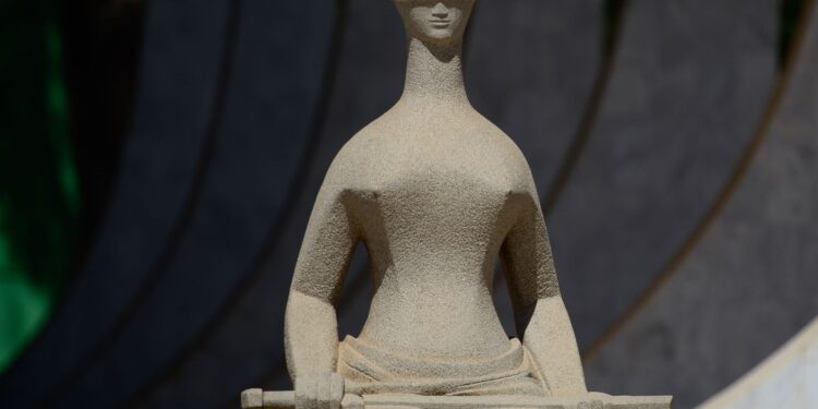 STF: nova Lei de Improbidade não retroage para casos julgados