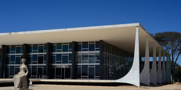 STF determina ações efetivas da ANP e Cade sobre combustíveis