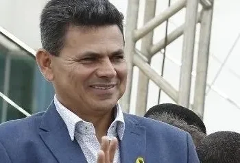 Fake  news sobre certidão negativa de Valmir de Francisquinho no TSE é desmascarada imediatamente e ele segue candidato