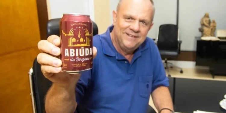Belivaldo Chagas comemora que cerveja sergipana Abiúda é sucesso de público e de vendas