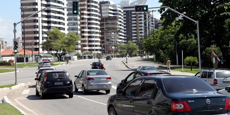 Motoristas já podem aderir ao cadastro positivo e ter direito a benefícios