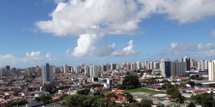 Tempo variando entre firme e nublado predomina durante o primeiro fim de semana de outubro