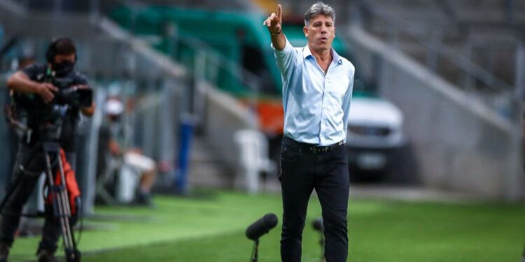 Grêmio demite Roger Machado e acerta retorno de Renato Gaúcho