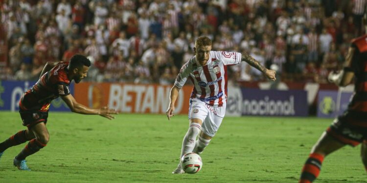 Náutico encerra jejum e bate Ituano, melhor do returno da Série B