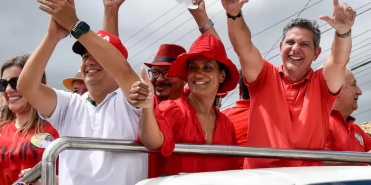 Rogério Carvalho percorre municípios do Centro-Sul de Sergipe