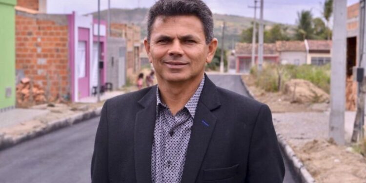 Por unanimidade, TSE mantém indeferimento da candidatura de Valmir de Francisquinho ao governo