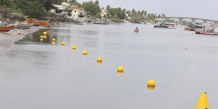 Balizamento do rio Vaza Barris beneficia comunidade e barqueiros