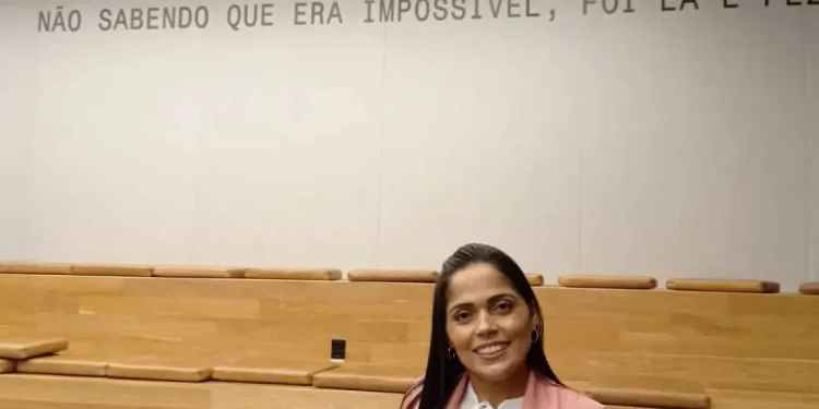Professora da Rede Estadual tem artigo publicado no livro “Professores em Foco”