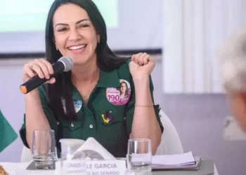 Em almoço da Somese, Danielle apresentou suas propostas para a área da saúde