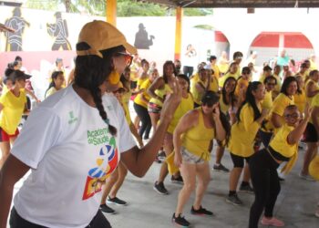 Prefeitura de Socorro realiza ação do Setembro Amarelo com os alunos da Academia da Saúde