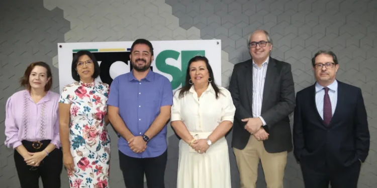 Tribunal de Contas do Estado de Sergipe debate com órgãos de saúde para ampliar a vacinação em Sergipe