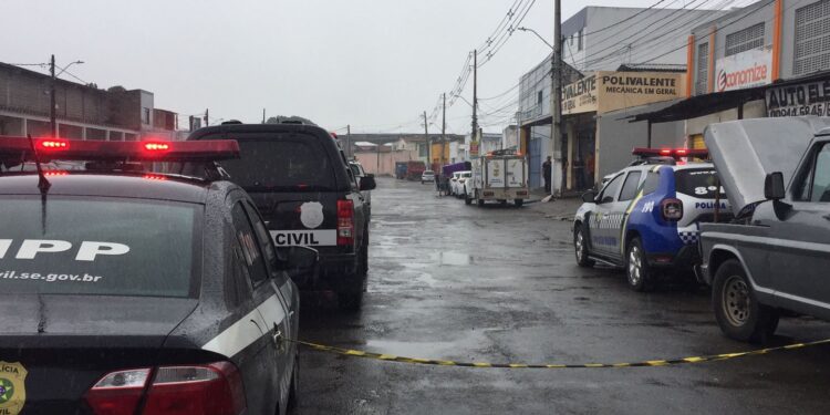 Homem em situação de rua é morto a tiros na Zona Norte de Aracaju