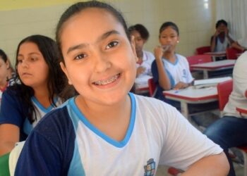 Aluna da rede municipal de ensino conquista 1º lugar no Prêmio MPT na Escola