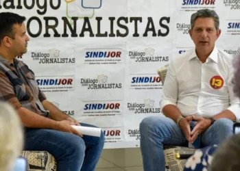 Rogério Carvalho defende reestruturação das ascom do Governo