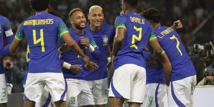 Brasil aplica 5 a 1 na Tunísia, em último amistoso antes da Copa
