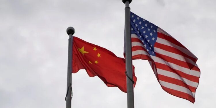 China faz queixa após Biden dizer que EUA defenderiam Taiwan em caso de invasão