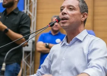 Fábio Mitidieri pretende regularizar 25 mil imóveis até 2026