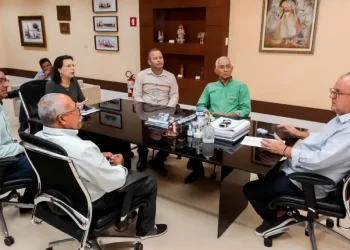 Estado concede terreno para construir sede de cooperativa de taxistas