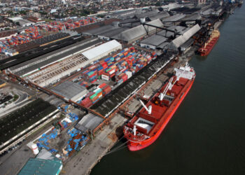 Balança comercial registra superávit de US$ 4,16 bilhões em agosto