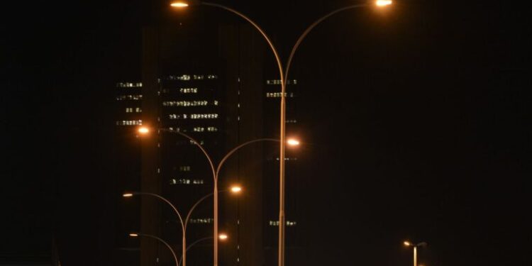 Anatel determina repasse do ICMS ao consumidor