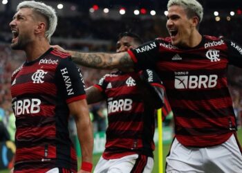 Flamengo volta a vencer o São Paulo e vai à final da Copa do Brasil