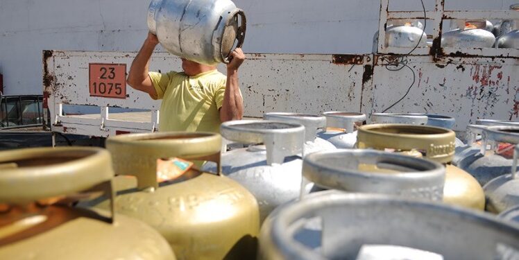 Petrobras reduz preço de venda do gás de cozinha em R$ 0,20 para distribuidoras