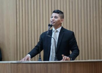 ‘Ninguém mora na invasão porque acha bonito, mas porque é a única opção’