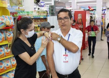 Governo de Itabaiana inicia vacinação às quartas e sextas-feiras nos Supermercados Messias e Irmãos Peixoto