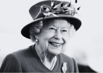 Morre a rainha Elizabeth II, aos 96 anos, na Escócia