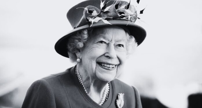 Morre a rainha Elizabeth II, aos 96 anos, na Escócia