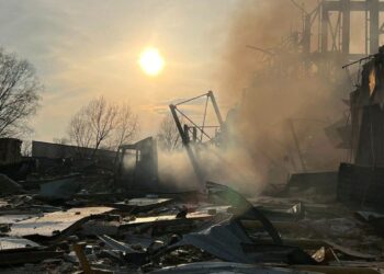 Embaixada brasileira em Kiev faz alerta após bombardeios russos