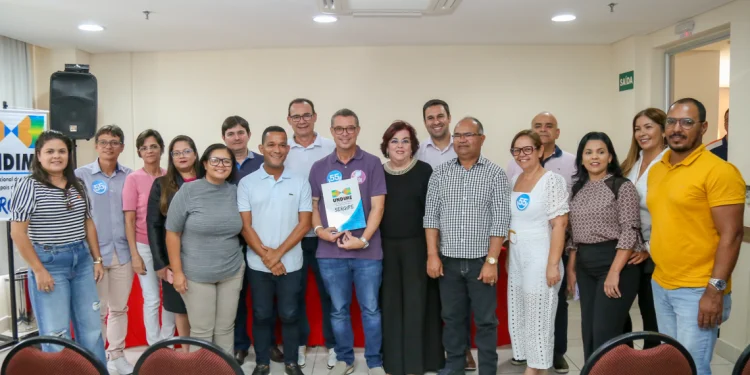 Fábio Mitidieri discute educação com União Nacional dos Dirigentes Municipais da Educação em Sergipe
