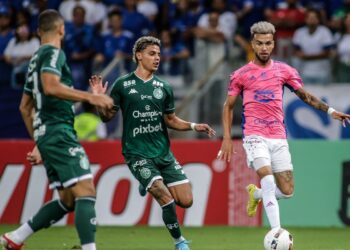 Série B: Guarani vence Cruzeiro e garante permanência