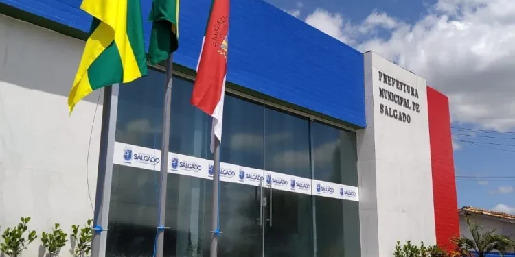 Prefeitura de Salgado antecipa salário dos servidores públicos