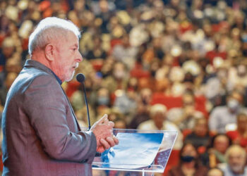 MP Eleitoral recomenda que Lula devolva R$ 8,8 milhões aos cofres públicos