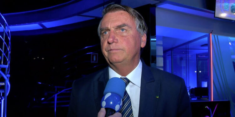 Brasmarket: Bolsonaro tem 53,3% dos votos válidos; Lula 46,7%