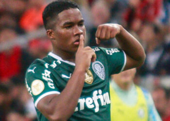 Endrick comanda a virada do Palmeiras e dá declaração surpreendente sobre noite histórica: “Acho que deveria…”