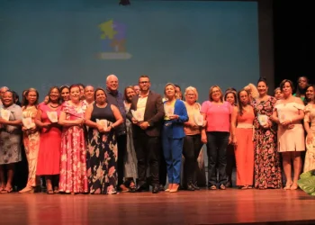 Profissionais da Rede Municipal são homenageados pela Prefeitura de Socorro