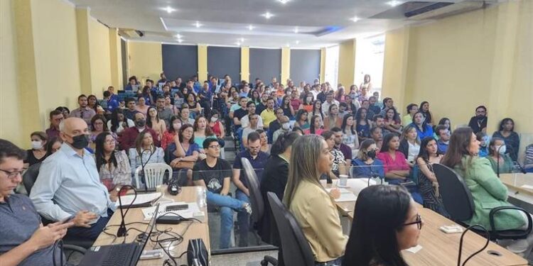 Prefeitura de Estância realiza solenidade de posse para 61 novos concursados