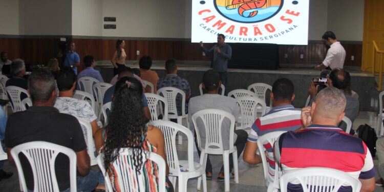 Prefeitura de Socorro e Sebrae realizam seminário com carcinicultores do município