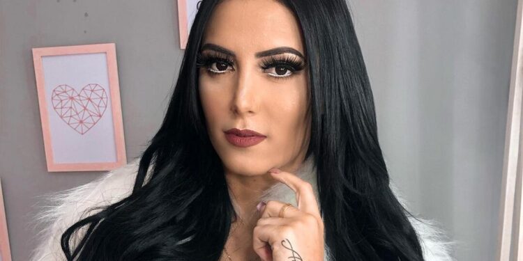 Influenciadora é assassinada a tiros dentro de casa na Zona Sul de Aracaju