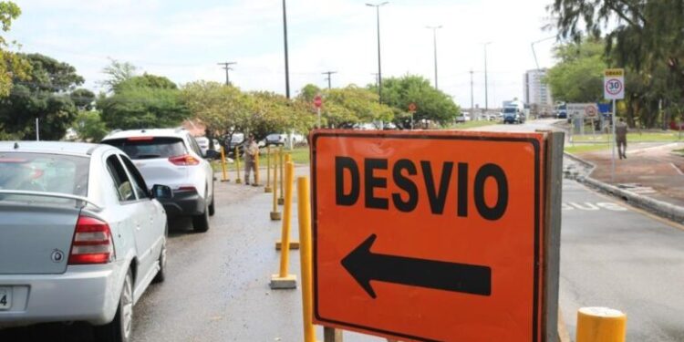 Trânsito na ponte sobre o rio Poxim será bloqueado na quarta e quinta-feira