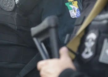 Investigado de alta periculosidade conhecido como “Bilunga” reage, troca tiros com policiais e acaba morto no interior