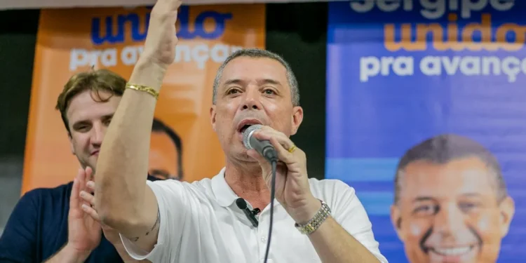 Fábio e Alessandro Vieira têm propostas semelhantes para a geração de emprego, saúde e assistência social