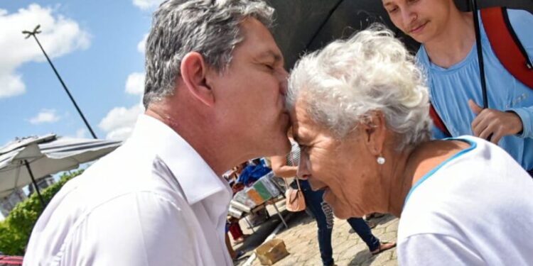 Rogério Carvalho participa da 64ª Peregrinação ao Santuário de Nossa Senhora Divina Pastora e destaca importância de “olhar para o próximo com amor”