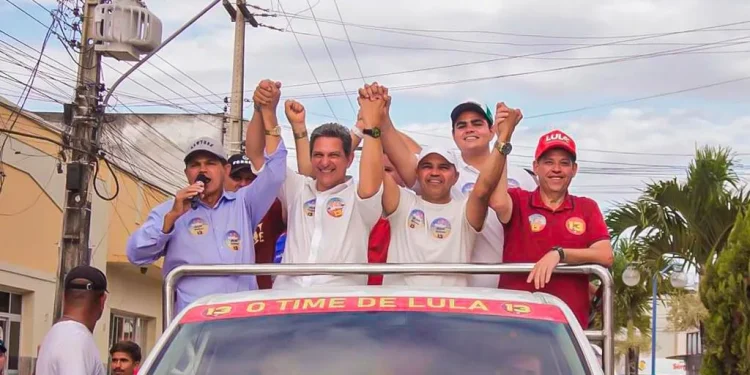 Rogério percorre municípios do Agreste sergipano com Valmir