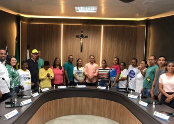 Escola do Legislativo Prefeito Emanoel Silveira Sobral, promove visita aos usuários do CAPS I – Arte de Viver à Câmara Municipal de Itaporanga