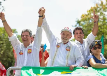Lula pede para o povo de Sergipe votar em Rogério Carvalho