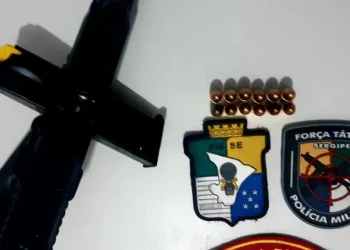 Polícia Militar prende mulher suspeita de ameaçar vizinha com arma de fogo no Conjunto Marcos Freire III