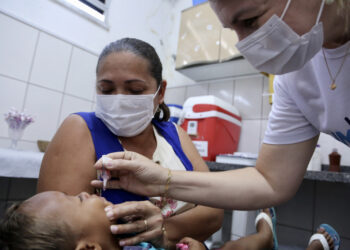 Campanha de vacinação contra Pólio é prorrogada novamente: busca ativa por crianças continua em São Cristóvão